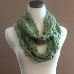 Chunky Crochet Infinity Scarf Thick Lace Cowl..
