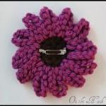 Crochet Flower Brooch Pin Magenta a..