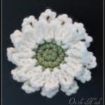Flower Brooch Crochet Cream and Gre..