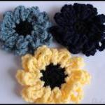 Crochet Flower Brooch Set