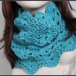 Womens Chunky Cowl Crochet Lace Infinity Scarf..