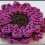 Crochet Flower Brooch Pin Magenta a..