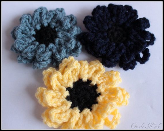 Crochet Flower Brooch Set
